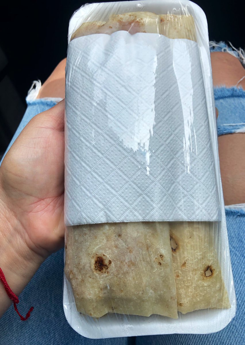 Para mi, el mejor burro de carne con chile🌯.. por la Everardo Monroy, en el centro.