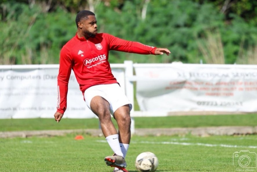 Full Name: Rashaun Stewart Leacock 
Age: 23
Position:RB/CB
Previous Clubs: Welling Town, Kent United
Looking For: Step 6+
London willing to travel