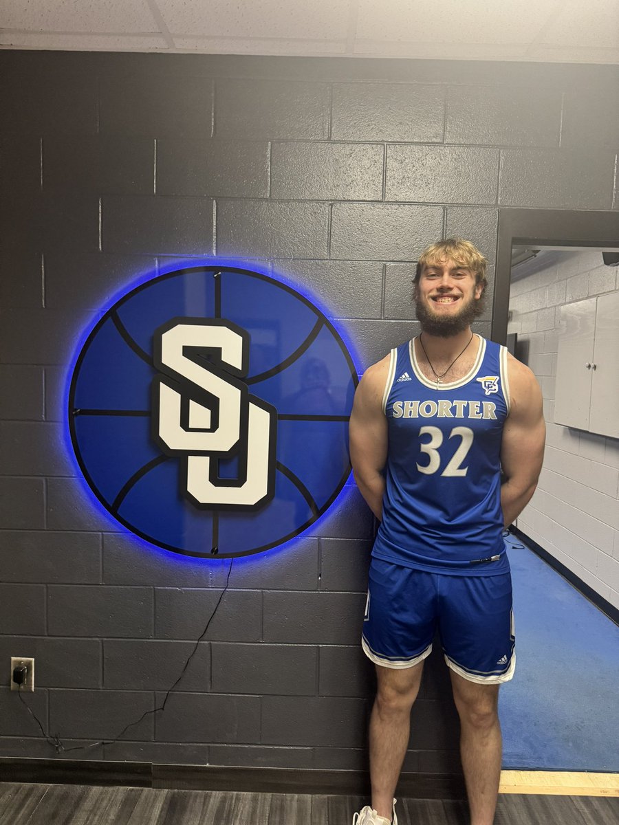 holmquist_axel's tweet image. After a great visit, I’m grateful to have received a full Division II scholarship offer from Shorter University. Thank you to Coach Anderson and Coach Savage for this opportunity. All glory to God for making this possible,Go Hawks💙 @shortermbb @CoachAndersonSU @bballcoachcc