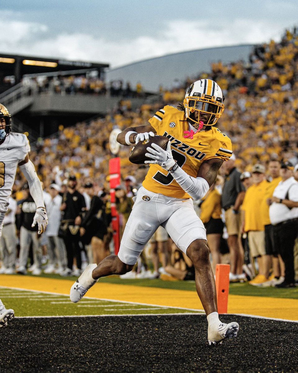 Gavin Williams 4⭐️ (@gavinnwill) on Twitter photo Blessed to receive an SEC offer to the University of Missouri! #MIZ <a href="/CoachYoro/">Jacob Yoro</a> <a href="/JStew8/">James Stewart</a> <a href="/Realregular4/">Tim Willams IV</a> Blessed to receive an SEC offer to the University of Missouri! #MIZ <a href="/CoachYoro/">Jacob Yoro</a> <a href="/JStew8/">James Stewart</a> <a href="/Realregular4/">Tim Willams IV</a>
