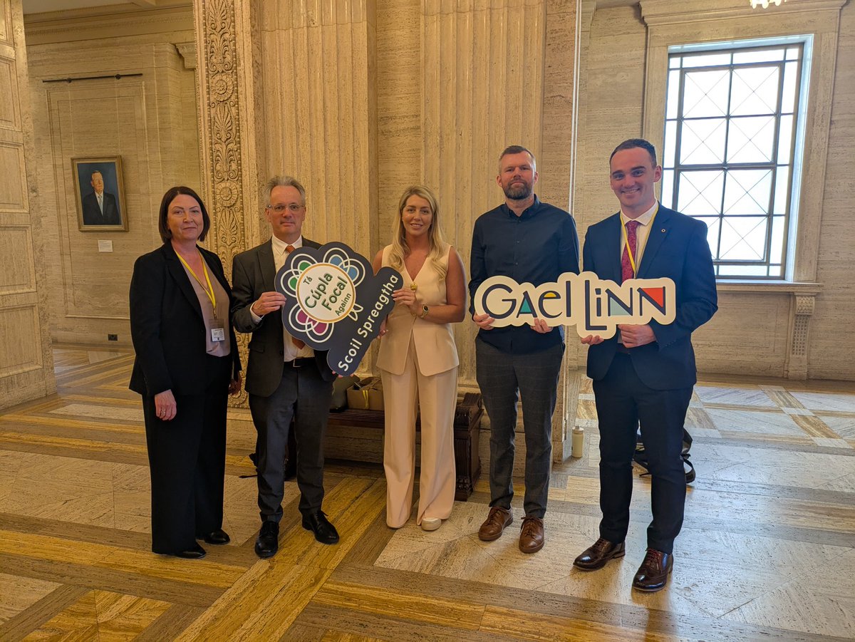Gael Linn (@gaellinn) on Twitter photo 🤞A productive and solution-focused meeting with Education Minister, <a href="/paulgivan/">Paul Givan</a>, and officials from <a href="/Education_NI/">Education NI</a> yesterday discussing Scoil Spreagtha.
🤝 Go hiontach tacaíocht thraspháirtí a fháil don scéim.
Great to receive cross-party support for our scheme. 🤞A productive and solution-focused meeting with Education Minister, <a href="/paulgivan/">Paul Givan</a>, and officials from <a href="/Education_NI/">Education NI</a> yesterday discussing Scoil Spreagtha.
🤝 Go hiontach tacaíocht thraspháirtí a fháil don scéim.
Great to receive cross-party support for our scheme.
