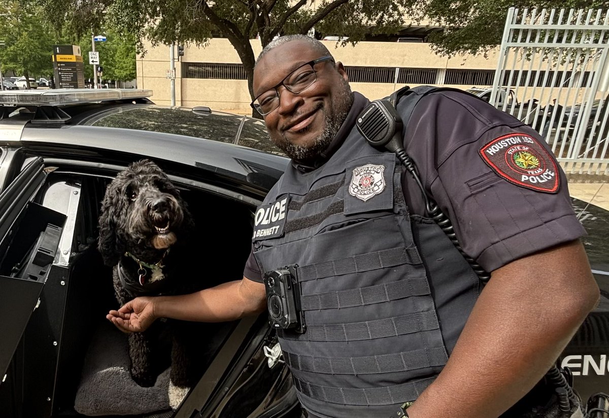 Jason Miles (@jmileskhou) on Twitter photo Todayโs highlight: catching up with <a href="/HISDPolice/">Houston ISD Police</a> Officer Bennett and HISDโs emotional support dog โJusticeโ who I first met years ago when she was just a puppy ๐ถ #khou11 <a href="/KHOU/">KHOU 11 News Houston</a> Todayโs highlight: catching up with <a href="/HISDPolice/">Houston ISD Police</a> Officer Bennett and HISDโs emotional support dog โJusticeโ who I first met years ago when she was just a puppy ๐ถ #khou11 <a href="/KHOU/">KHOU 11 News Houston</a>