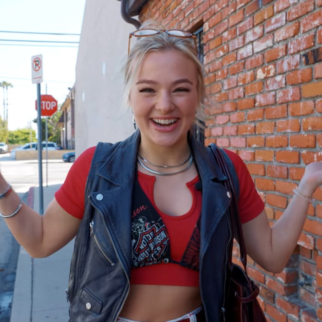 cfunitersofcpt's tweet photo. A SOFYA ESTÁ DE VOLTA!🥳🇷🇺 O Now United acabou de anunciar que a Sofya também participará na tour. Estamos super felizes por ter a Sofya de volta aos palcos!💕 #nowunited #sofyaplotnikova https://t.co/oUZTbv6rIP