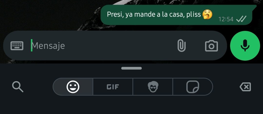 guiIIermoo's tweet image. Por pedido de Paola Jaramillo, Niels Olsen suspende la sesión. 

Tuvimos acceso al mensaje de WhatsApp que envió.