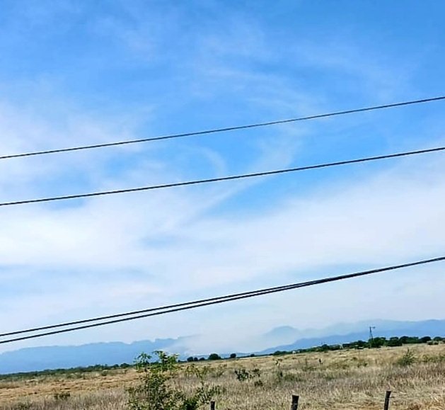 Antes Cerralvo la cuna del estado tenia cielos limpios , el area natural protegida de la sierra de picachos dia con dia la contamina Matrimar y la <a href="/MedioAmbienteNL/">Secretaría de Medio Ambiente</a> no hace nada y mientras el secretario <a href="/DrAlfonsoMM/">Alfonso Martinez</a> se hace de la vista gorda !