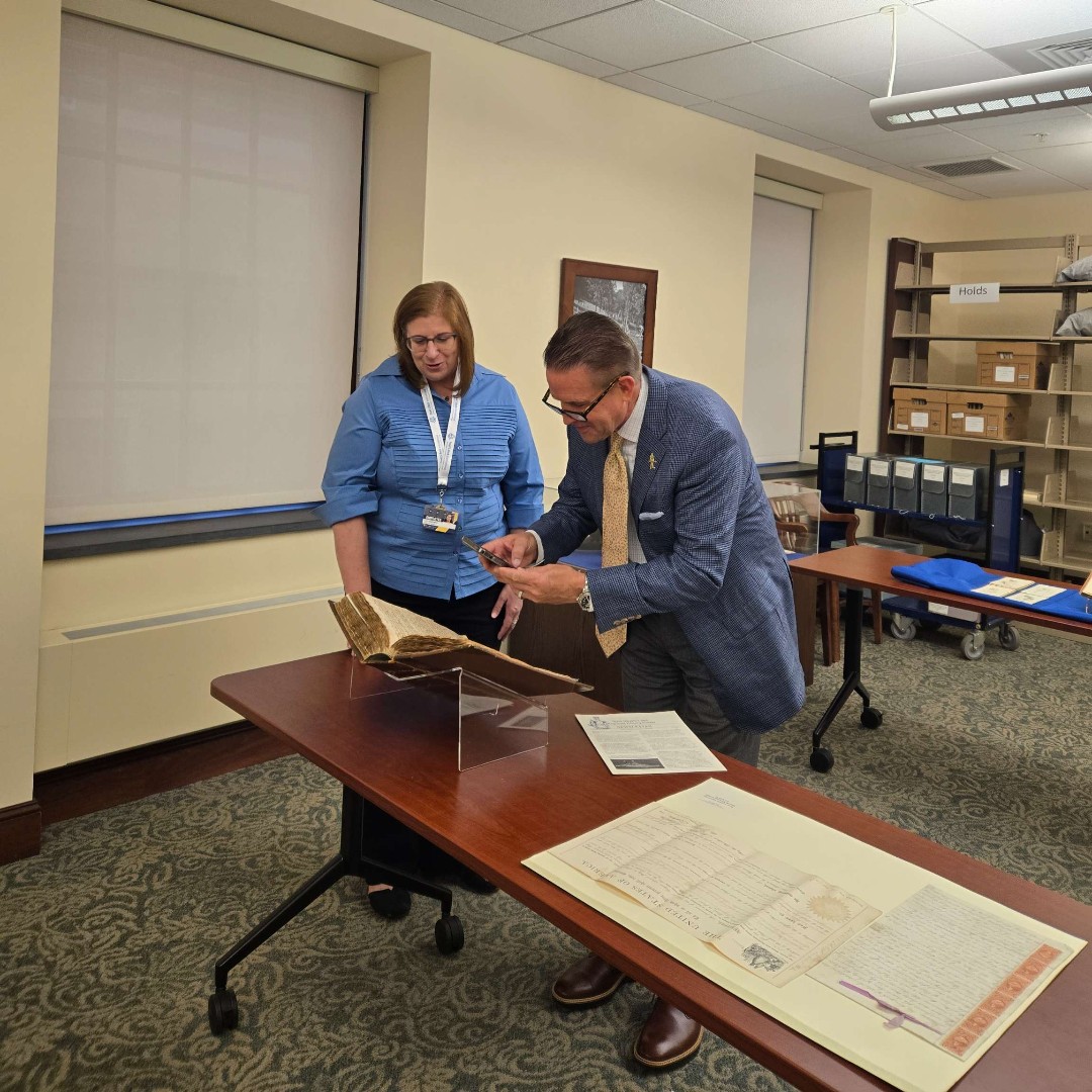 WVU Libraries (@wvulibraries) on Twitter photo We were excited to host incoming <a href="/WestVirginiaU/">WVU Mountaineers</a> President Michael T. Benson today for a morning tour of WVU Libraries’ downtown library and the West Virginia & Regional History Center.
Welcome to Morgantown, Dr. Benson! Thanks for spending time with the Libraries. We were excited to host incoming <a href="/WestVirginiaU/">WVU Mountaineers</a> President Michael T. Benson today for a morning tour of WVU Libraries’ downtown library and the West Virginia & Regional History Center.
Welcome to Morgantown, Dr. Benson! Thanks for spending time with the Libraries.