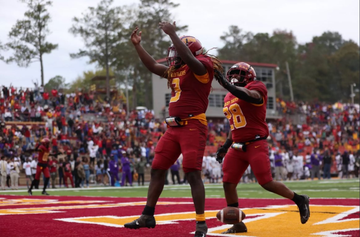 Michael “Deuce” Bonnet Jr. (@deuce_1of1) on Twitter photo #AGTG After a great conversation with <a href="/CoachCarter3/">#TrenchDawgsAcademy🪵🪓🧬</a> I am blessed and honored to receive my 3rd Division 1 offer from Tuskegee University!
<a href="/MitchCraft4211/">Mitch Craft</a> <a href="/standiford_matt/">Coach Chop</a> <a href="/SWiltfong_/">Steve Wiltfong</a> <a href="/ChadSimmons_/">ChadSimmons</a> <a href="/JeritRoser/">Jerit Roser</a> <a href="/samspiegs/">Sam Spiegelman</a> <a href="/RivalsFriedman/">Adam Friedman</a> <a href="/PrepRedzoneLA/">Prep Redzone Louisiana</a> <a href="/DemetricDWarren/">Demetric D. Warren</a> #AGTG After a great conversation with <a href="/CoachCarter3/">#TrenchDawgsAcademy🪵🪓🧬</a> I am blessed and honored to receive my 3rd Division 1 offer from Tuskegee University!
<a href="/MitchCraft4211/">Mitch Craft</a> <a href="/standiford_matt/">Coach Chop</a> <a href="/SWiltfong_/">Steve Wiltfong</a> <a href="/ChadSimmons_/">ChadSimmons</a> <a href="/JeritRoser/">Jerit Roser</a> <a href="/samspiegs/">Sam Spiegelman</a> <a href="/RivalsFriedman/">Adam Friedman</a> <a href="/PrepRedzoneLA/">Prep Redzone Louisiana</a> <a href="/DemetricDWarren/">Demetric D. Warren</a>