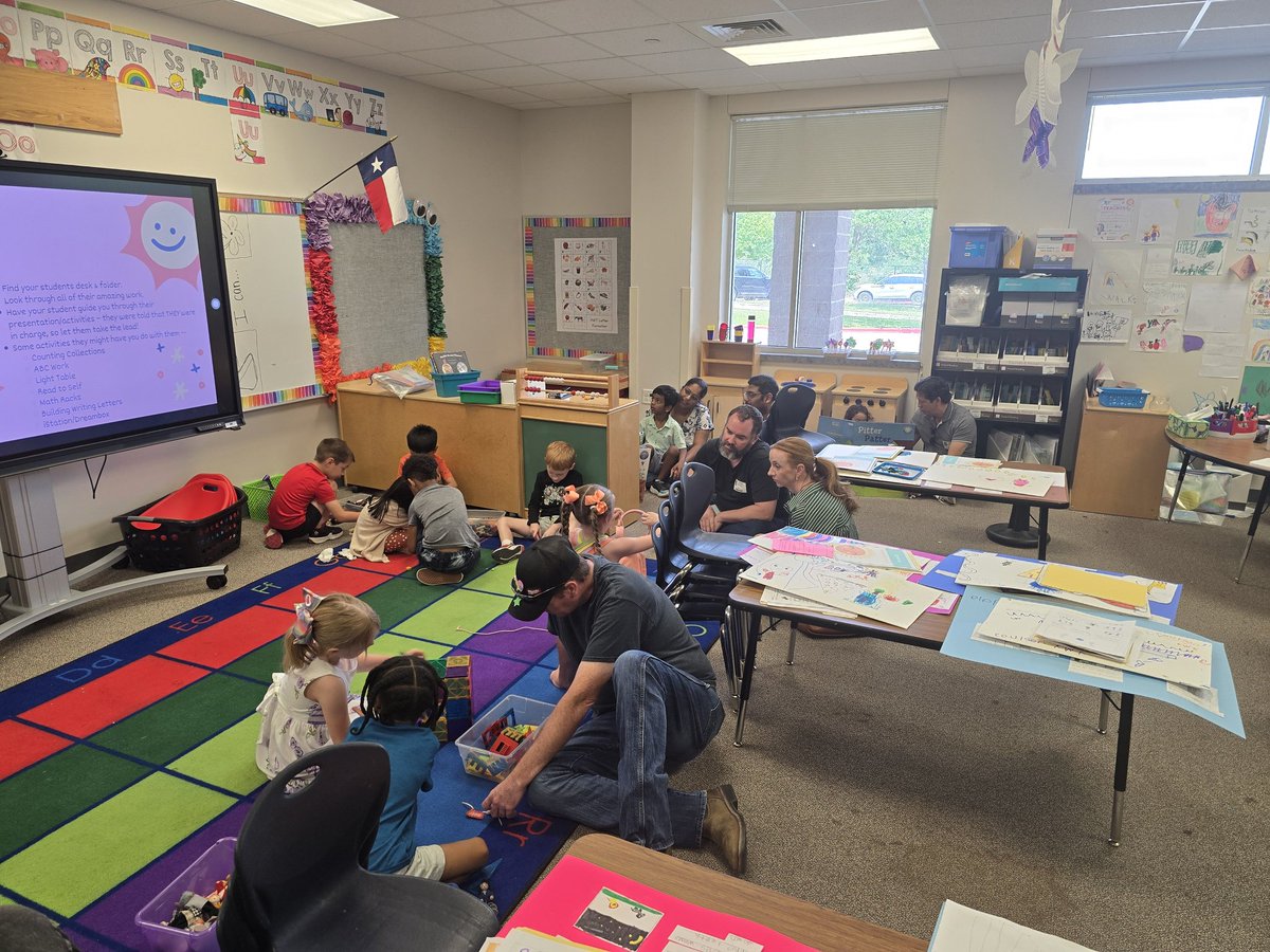 Ms_Waltmon (@waltmon_lisd) on Twitter photo Excited students and proud parents at the Grandview Hills Learning Celebration! Incredible way to share the many things students have learned this year! #1LISD <a href="/MsAPeoples/">Alexandra Peoples</a> Excited students and proud parents at the Grandview Hills Learning Celebration! Incredible way to share the many things students have learned this year! #1LISD <a href="/MsAPeoples/">Alexandra Peoples</a>