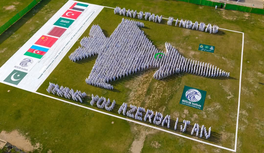 The air echoed with the slogans of "Pakistan ka matlab kya? La ilaha illallah" (What is the meaning of Pakistan? There is no god but Allah).

#پاک_فضائیہ_نے_کر_دکھایا
#J10CHumanModel
#WarBeginsPakWins