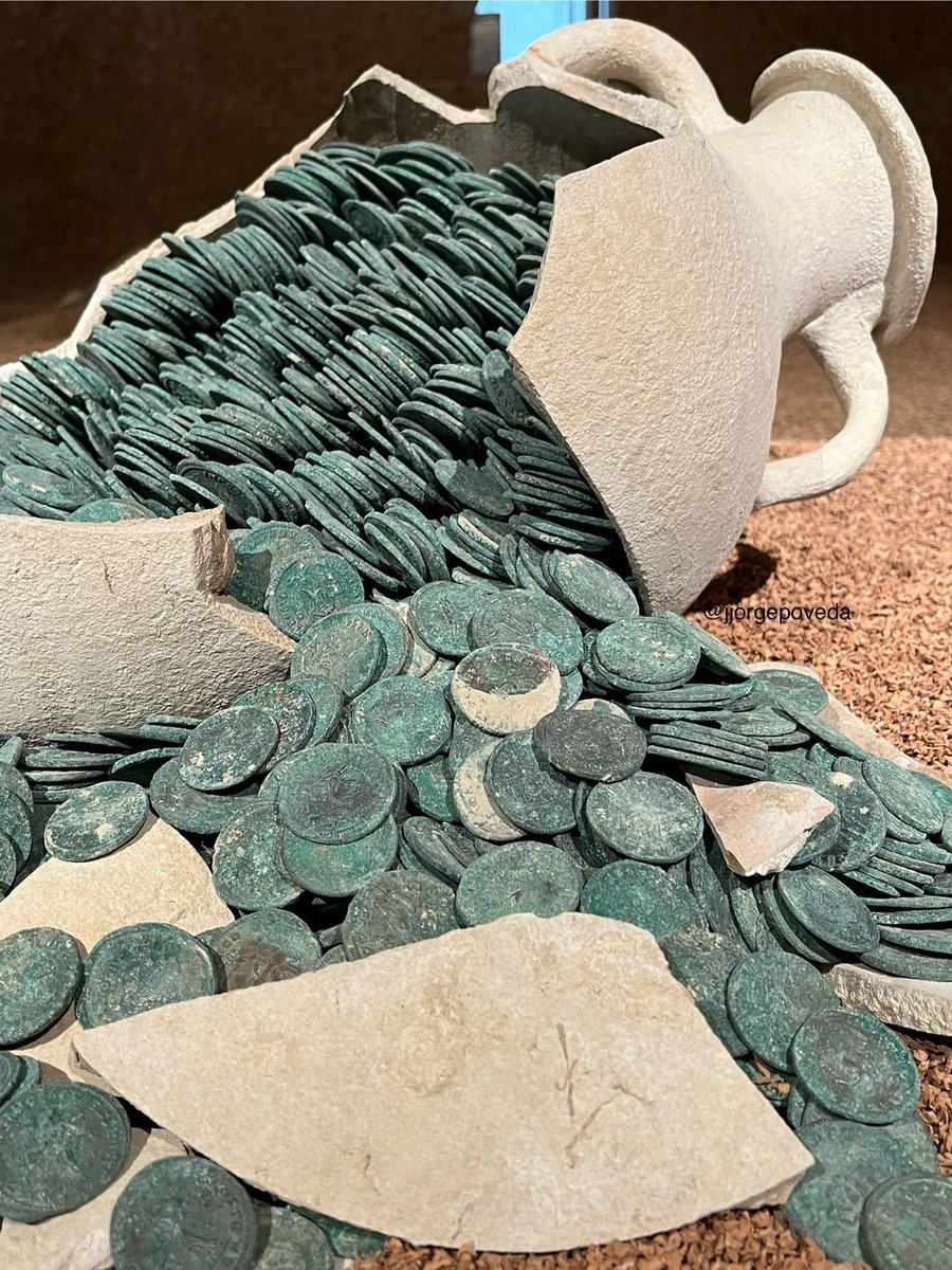 Juan Jorge Poveda (@jjorgepoveda) on Twitter photo Visita a mediodía a la Sala #NovedadesMAN_Tomares del <a href="/MANArqueologico/">Museo Arqueológico Nacional</a> para ver el reciente hallazgo numismático más espectacular de los últimos tiempos: el tesoro de Tomares (Sevilla) 😍😍😍 <a href="/marqalicante/">MARQ Alicante</a> <a href="/arqueoubu/">@ArqueoUBU</a> <a href="/MasArqueologia/">Más Arqueología</a> <a href="/redhistoria/">Historia y Arqueología</a> <a href="/botimaz/">Emilio Martinez Imaz</a> <a href="/SoyPacoCrespo/">Paco Crespo</a> Visita a mediodía a la Sala #NovedadesMAN_Tomares del <a href="/MANArqueologico/">Museo Arqueológico Nacional</a> para ver el reciente hallazgo numismático más espectacular de los últimos tiempos: el tesoro de Tomares (Sevilla) 😍😍😍 <a href="/marqalicante/">MARQ Alicante</a> <a href="/arqueoubu/">@ArqueoUBU</a> <a href="/MasArqueologia/">Más Arqueología</a> <a href="/redhistoria/">Historia y Arqueología</a> <a href="/botimaz/">Emilio Martinez Imaz</a> <a href="/SoyPacoCrespo/">Paco Crespo</a>