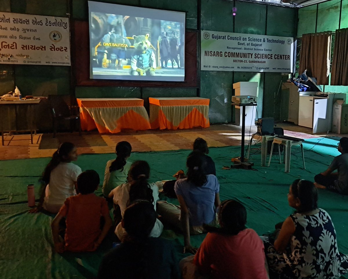 NisargCSC's tweet image. #SCIENCEFILMFESTIVAL 
&quot;🎬🌟 students! Enjoy a thrilling science fiction movie show at Nisarg Science Center, #Gandhinagar, from May 14th to 18th, nightly from 8 PM to 10 PM. Get ready for fun and discover new insights in science and technology! Don&apos;t miss out!  #LearnAndEnjoy