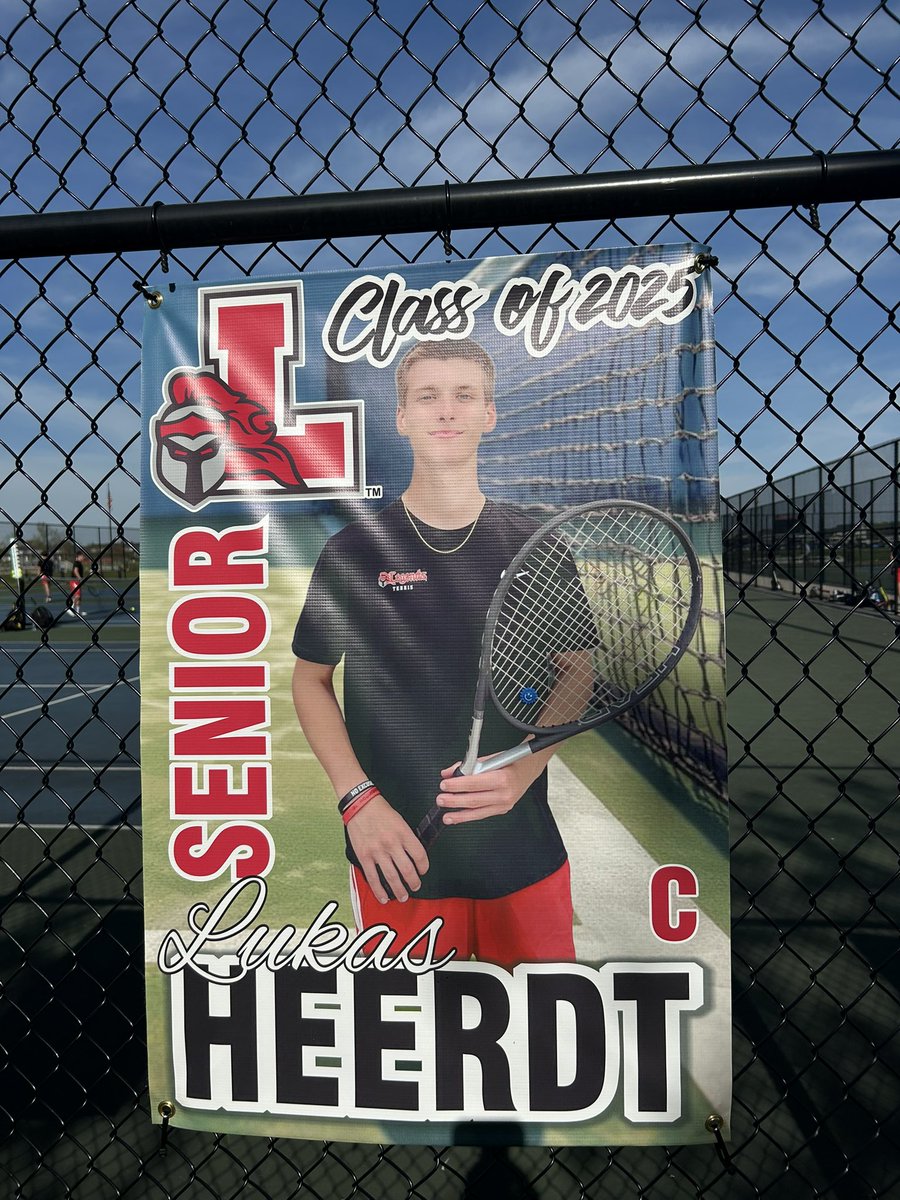 Varsity Boy's Tennis tweet media