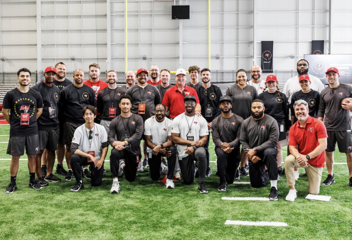 Big thanks to <a href="/BarstoolGruden/">Jon Gruden</a> for the support from the FFCA! #RCE 🏝️