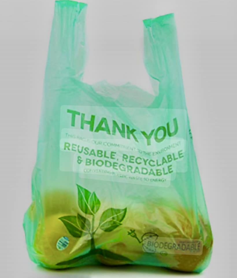 If we can ban single-use vapes, why not single-use plastic bags too? 
From 1st June, a nationwide ban on single-use vapes will come into force. Businesses have been warned to clear stock or risk having it seized. If it can't be recharged or refilled, it’s banned.

#freeplastic