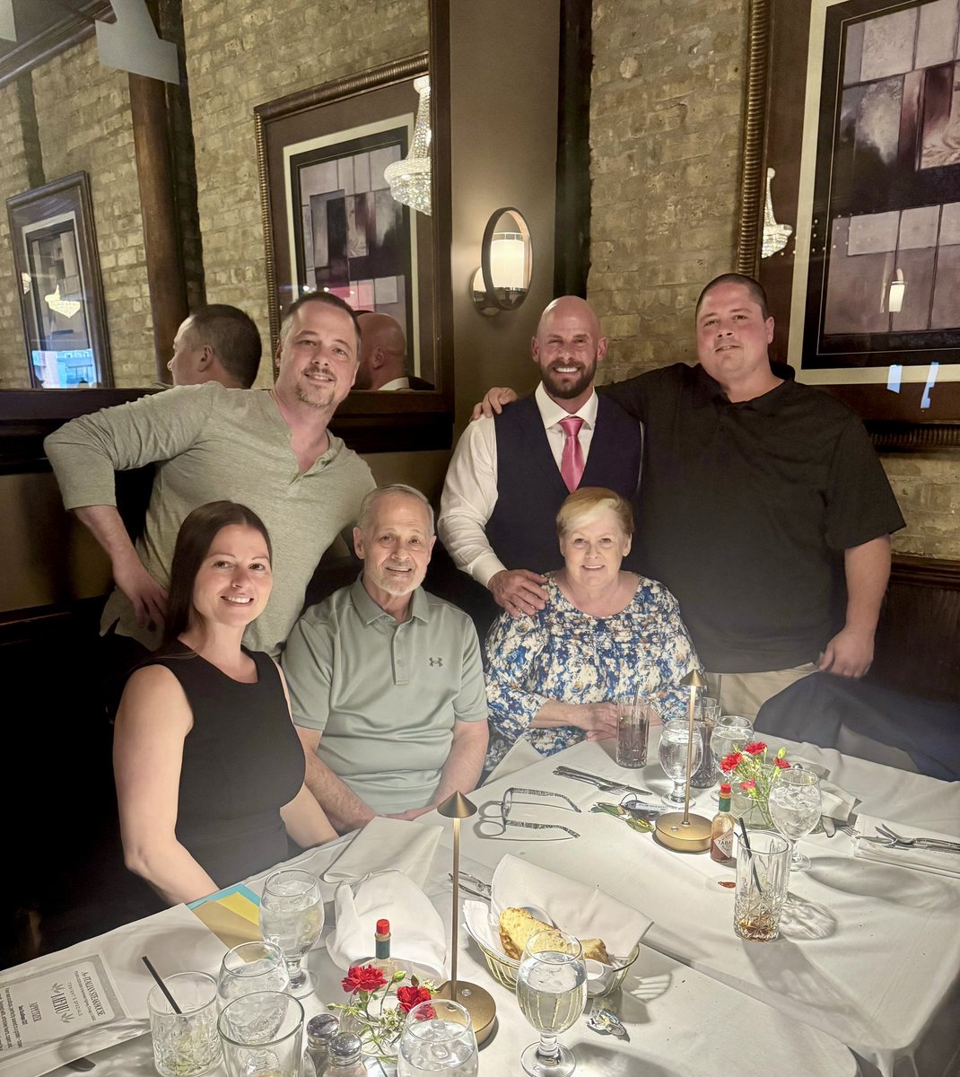 TheJoeySwoll's tweet image. After 50+ years of working hard to take care of everyone else, I told the greatest man I know, my Dad, it’s my turn to take care of you. Celebrating my father’s retirement with the people I love most in this world, my family.
