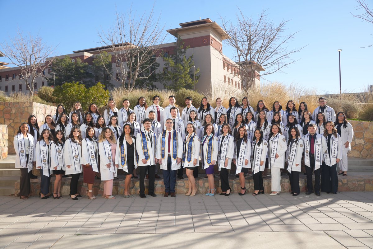 Congratulations to the Spring 2025 nursing graduating class! Picks up!  ⛏📷 📷 💙