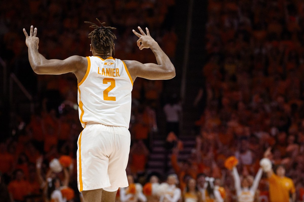 Chaz Lanier was the lone DI player to score double-digit points 36 times in 2024-25. He co-led DI with multiple made 3-pointers in 32 games.

Lanier, Mark Sears &amp; Malik Monk are the only SEC players with 36 double-figure scoring games in a season over the past 20 years (2005-25).