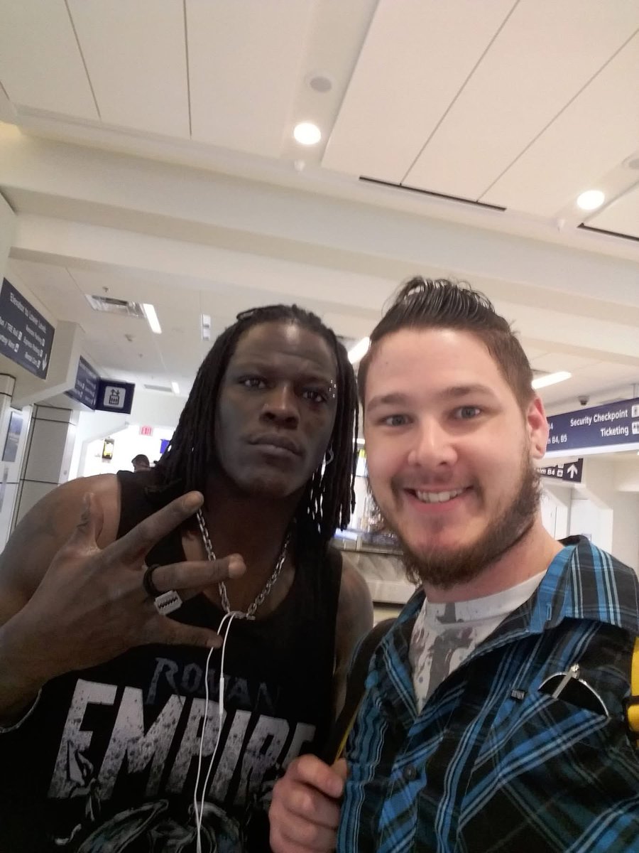 OriginallyNate's tweet photo. That time I ran into @RonKillings at the Dallas airport before Wrestlemania 32. Bro was just the coolest dude and that experience made my first ever Wrestlemania so much better. Thank you Truth. https://t.co/lPcWKFqRZn