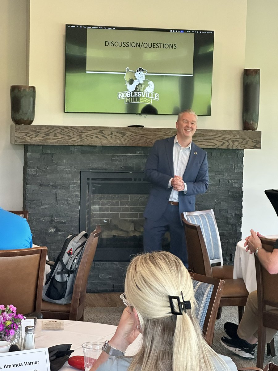 The <a href="/IAPSS_ORG/">IAPSS</a> IASA Cohort 8 learned about Superintendent/Board relations from <a href="/NobSchools/">Noblesville Schools</a> Superintendent Dan Hile.  #LeadIAPSS