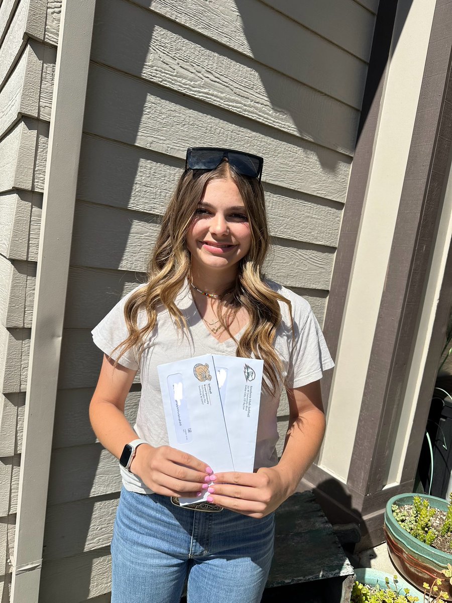 Bella Jurek (@bellajurek2027) on Twitter photo Thank you for the ๐ฌ!!!
<a href="/SUUSoftball/">SUU Softball</a> <a href="/CoachDonDon/">Don Don Williams</a> <a href="/taybeezzyyy/">Taylor McQuillin OLY</a> <a href="/mirandalopez_16/">Miranda</a> #TBirdNation
<a href="/BryantSoftball/">Bryant Softball</a> <a href="/biankabell27/">Bianka Bell</a> <a href="/AleimaleeLopez/">Aleimalee Lรณpez</a> #DawgMentality Thank you for the ๐ฌ!!!
<a href="/SUUSoftball/">SUU Softball</a> <a href="/CoachDonDon/">Don Don Williams</a> <a href="/taybeezzyyy/">Taylor McQuillin OLY</a> <a href="/mirandalopez_16/">Miranda</a> #TBirdNation
<a href="/BryantSoftball/">Bryant Softball</a> <a href="/biankabell27/">Bianka Bell</a> <a href="/AleimaleeLopez/">Aleimalee Lรณpez</a> #DawgMentality