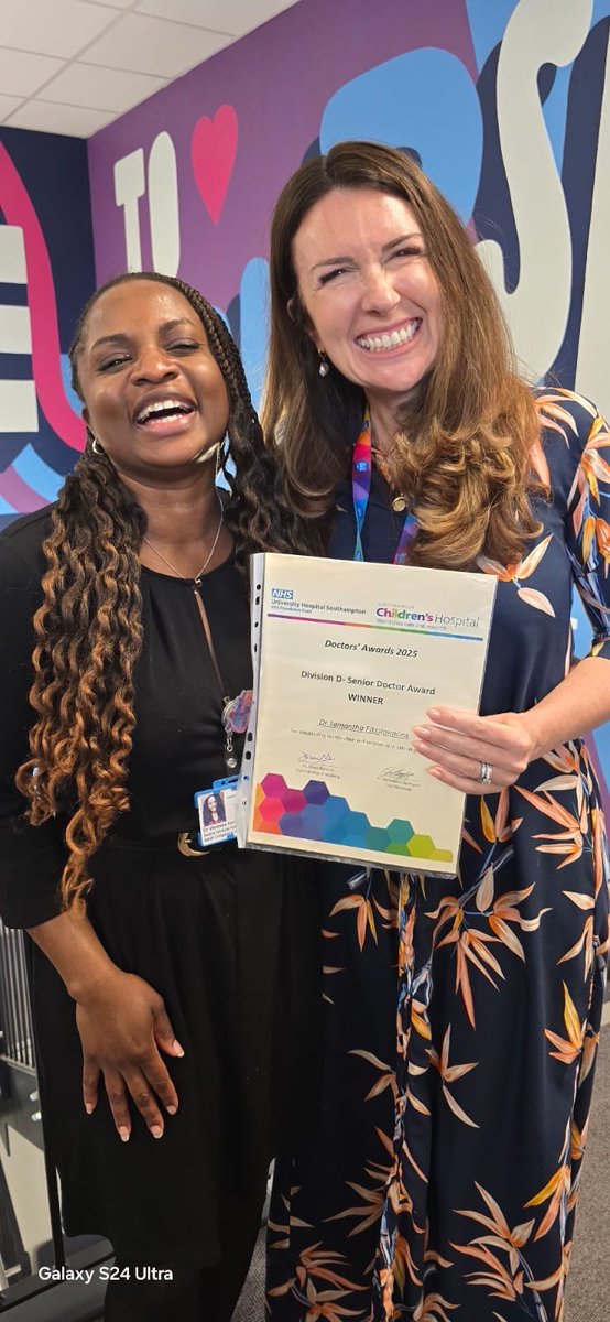 ⭐️ Wow! Incredibly honoured to have received the Division D - Senior Doctor Award today ⭐️ 
I think my face says it all 😆…
Thank you to my truly amazing patients, my supportive colleagues and of course my fabulous family! 🌟