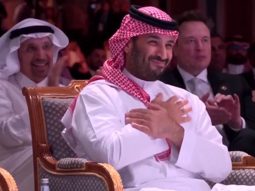 الله اللي عزنا ما لاحد منه.