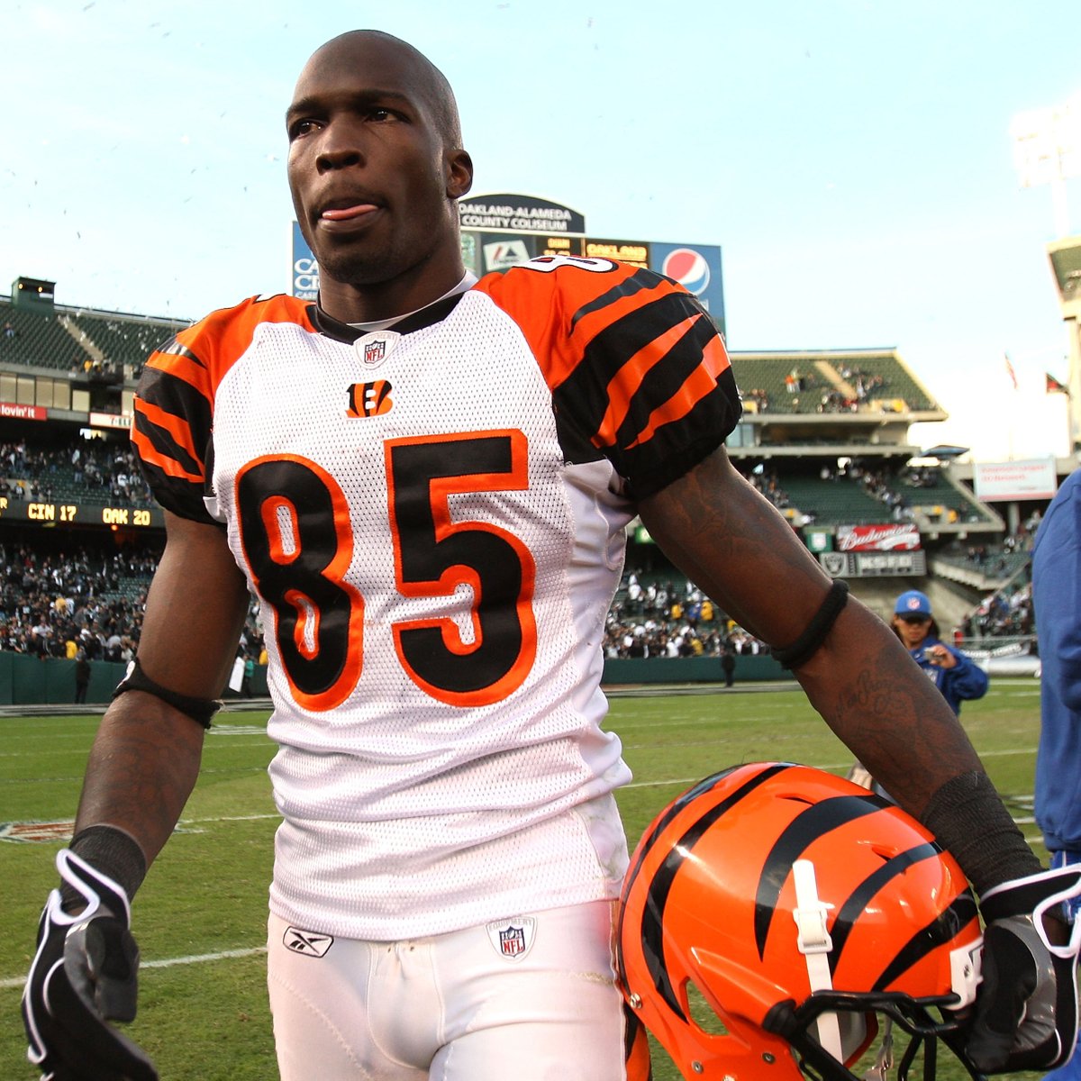 Tribute to <a href="/ochocinco/">Chad Johnson</a> 8⃣5⃣

Kei Kamara will wear No. 85 for <a href="/fccincinnati/">FC Cincinnati</a>. 🫶