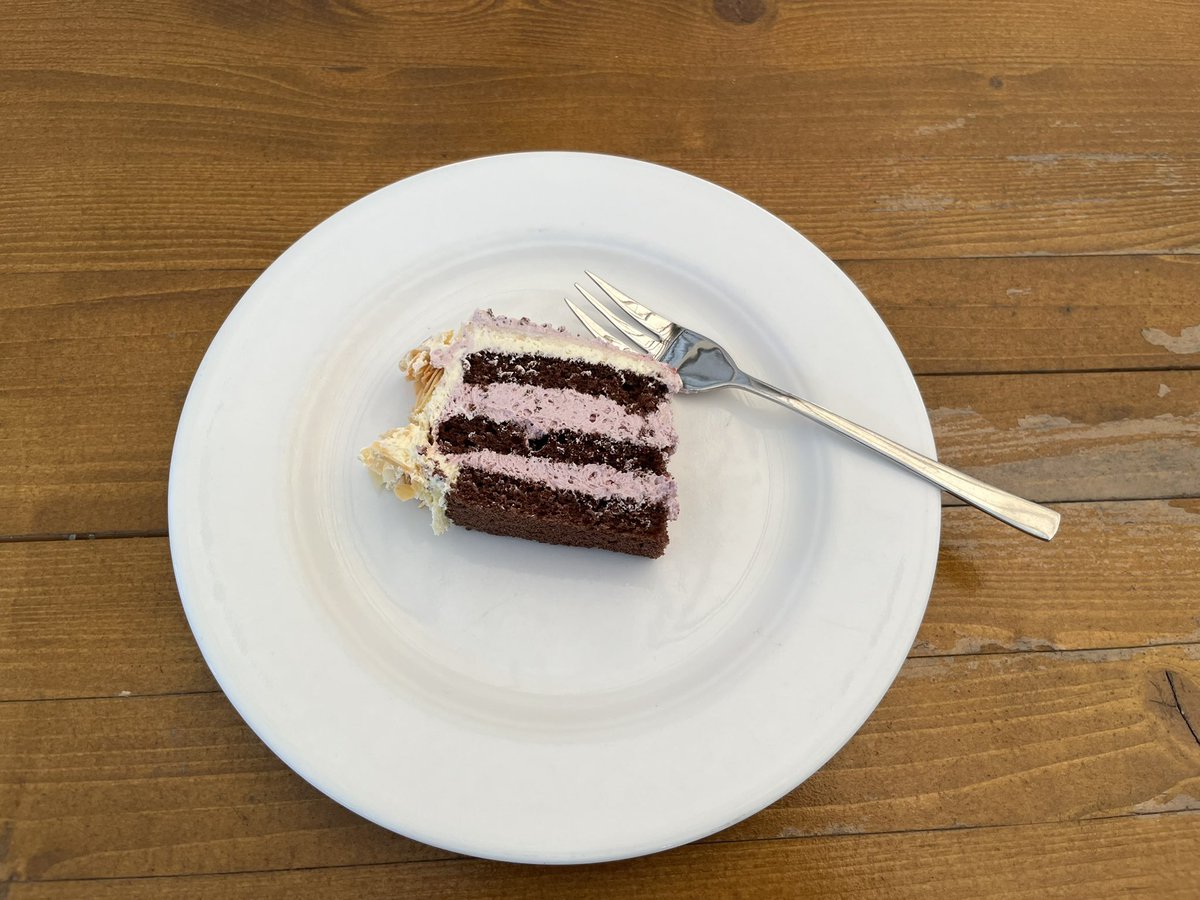 „Happy Birthday, Java!“ - The cake monolith to microservices at the JCON Europe 2025 @jcon