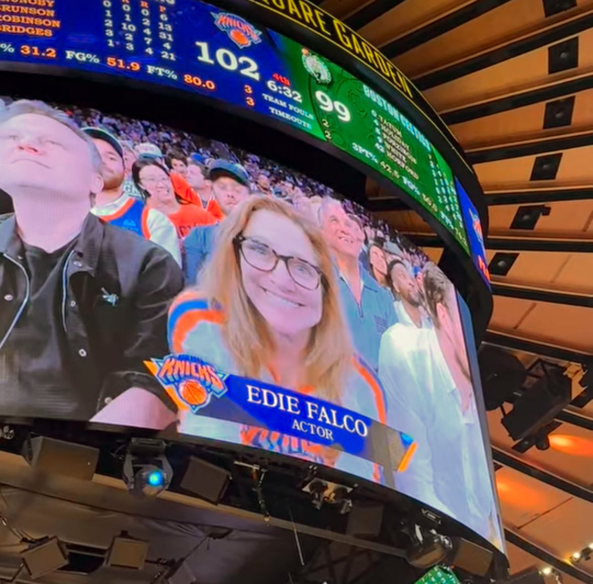 davidfuternick's tweet photo. When you had to make a video to try and lure LeBron to the Knicks, but now you have Jalen Brunson. https://t.co/ALy3TCRhFD