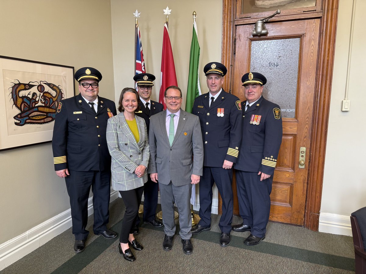 Thank you <a href="/MikeSchreiner/">Mike Schreiner</a> and <a href="/AislinnClancyKC/">Aislinn Clancy</a> for meeting with our members this afternoon to discuss the importance of fire and life safety.