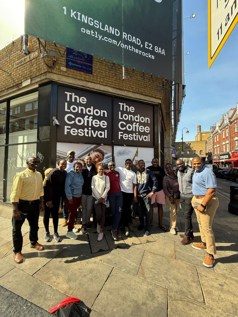 Snr. Cde. Robert Kabushenga tweet media