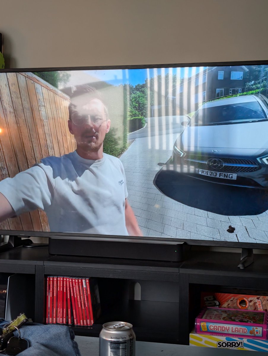 Got ya on the Big telly here in 'Murica 🇺🇲 
Vlog said it was uploaded 45 seconds ago 🤣🤣

<a href="/Syndicate/">Tom</a>