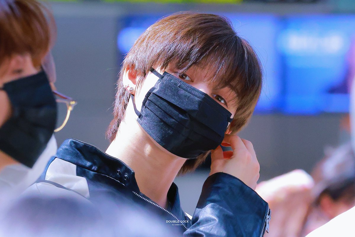 DOUBLE LOCK tweet media