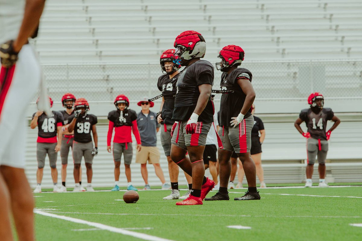 Thank you Jesus for every blessing &amp; battle while you lead me through this journey ✝️❤️ #outworkemall #Godspeed 

“Jesus replied, “You do not realize now what I am doing, but later you will understand.”
John 13:7