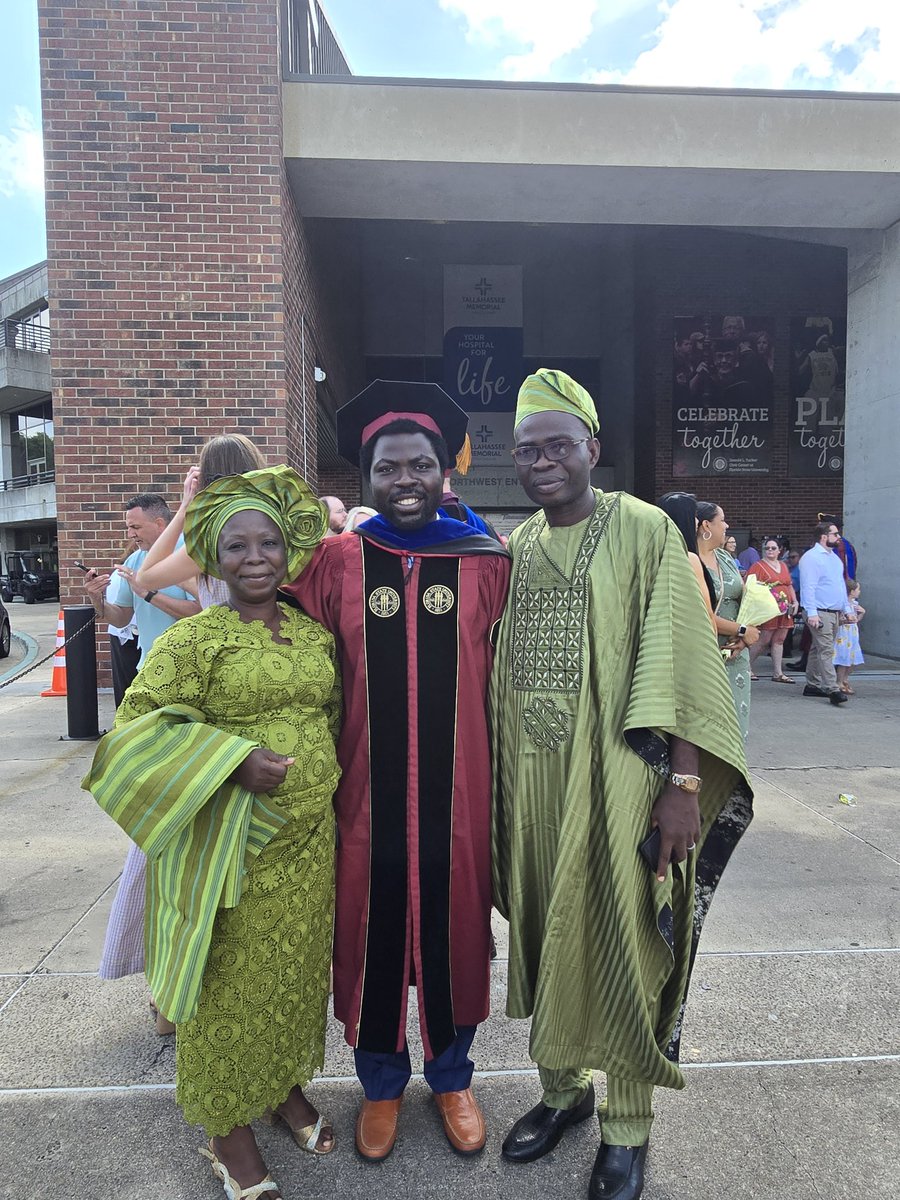 Mum had an emotional moment before this picture. She just couldn't hold back the tears