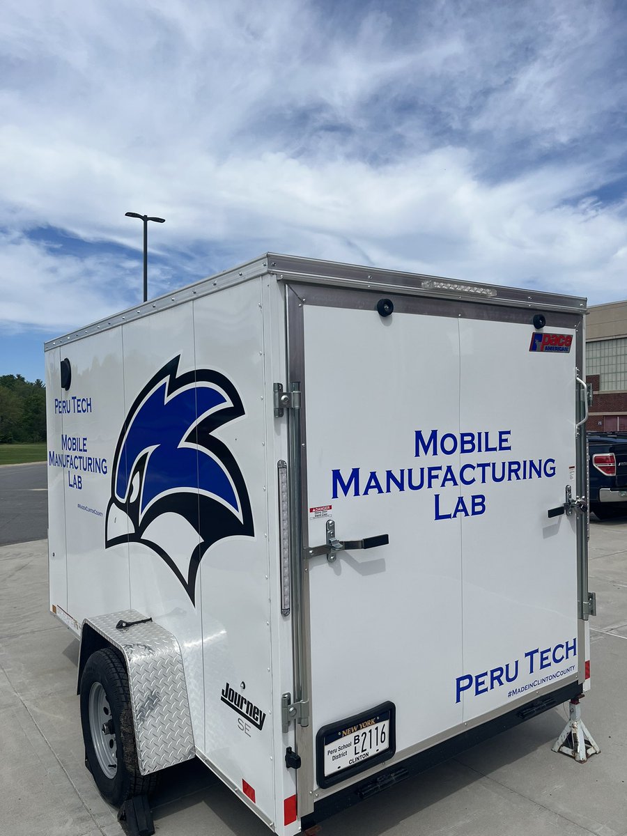 Some additional graphics were installed today on the Peru Tech Mobile Manufacturing Lab! <a href="/HFTforSchools/">Harbor Freight Tools for Schools</a>