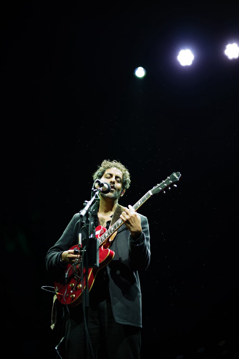 RooftopatPier17's tweet image. Who else is still buzzing from an epic night in NYC with Peter Cat Recording Co. !? 🎶🌃✨