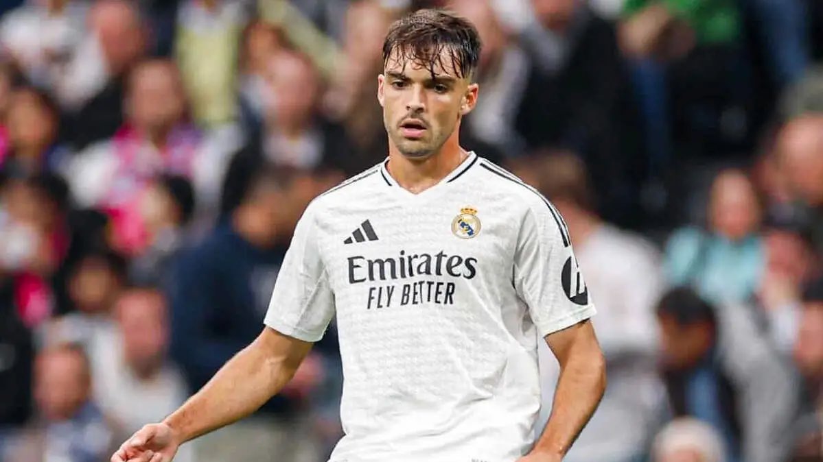 🚨🇪🇸⚽️ FLASH | Raul Asencio, joueur du Real Madrid, est officiellement POURSUIVI par la justice pour avoir diffusé le contenu PÉDOPORNOGRAPHIQUE d’une mineure. 3 anciens joueurs de l’académie sont également poursuivis.