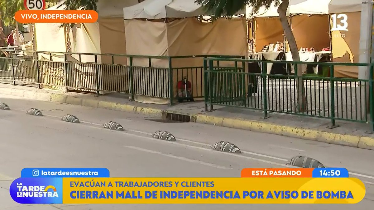 #AHORA en #LaTardeEsNuestra13 🔵 | Cierran mall de Independencia por aviso de bomba

EN VIVO 👉13.cl/en-vivo