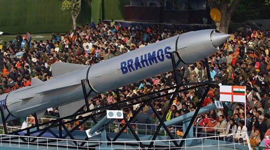 Bhaveshpress's tweet image. 🚨 BREAKING:
13 countries including Indonesia, Thailand, Brazil, Egypt, Saudi Arabia &amp;amp; UAE express interest in India’s BrahMos missile after Operation Sindoor success!

#BrahMos #MakeInIndia #DefenceExports #OperationSindoor #BreakingNews