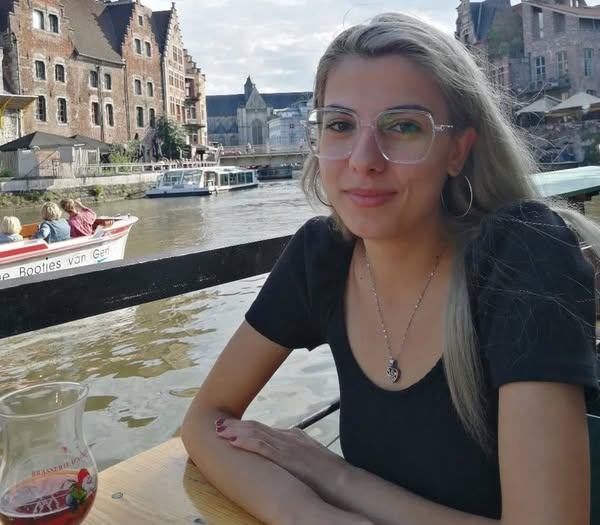 Yarın (15.05.2025) Anadolu 77. Asliye Ceza Mahkemesi'nde saat 09.00'da hakkında 4 yıl 8 ay ceza istenen ve ciddi sağlık sorunları yaşayan üniversite öğrencisi Esila Ayık'ın duruşması var.Çok şey istemiyoruz Esila Ayık için adalet istiyoruz.
#EsilaİçinAdalet
#esilayıserbestbırakın