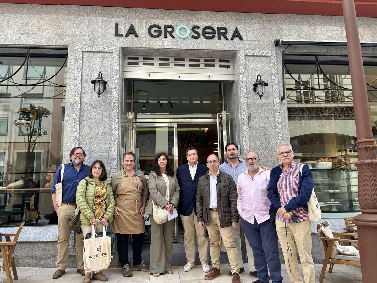 Carlos M. Montero (@monterogrove) on Twitter photo La Grosera, el Mercado del Carmen y Espacio Escondite protagonistas de un más que interesante #presstrip para poner en valor #Huelva como destino gastronómico, con la participación de <a href="/Dop_CdoHuelva/">DOP Condado de Huelva</a> y la inestimable colaboración de <a href="/AytoHuelva/">Ayuntamiento Huelva</a> y <a href="/turismodehuelva/">TurismoDeHuelva</a> La Grosera, el Mercado del Carmen y Espacio Escondite protagonistas de un más que interesante #presstrip para poner en valor #Huelva como destino gastronómico, con la participación de <a href="/Dop_CdoHuelva/">DOP Condado de Huelva</a> y la inestimable colaboración de <a href="/AytoHuelva/">Ayuntamiento Huelva</a> y <a href="/turismodehuelva/">TurismoDeHuelva</a>