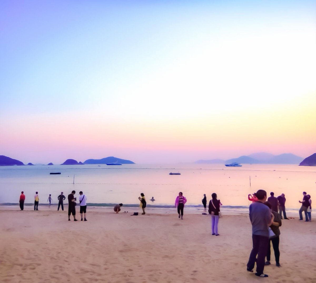 AntonPhoto777's tweet photo. Repulse Bay, Hong Kong
#HongKong #ChinaTravel #repulsebay #Travel #china #streetphotography #art #photooftheday https://t.co/zZ0lhjmPBj