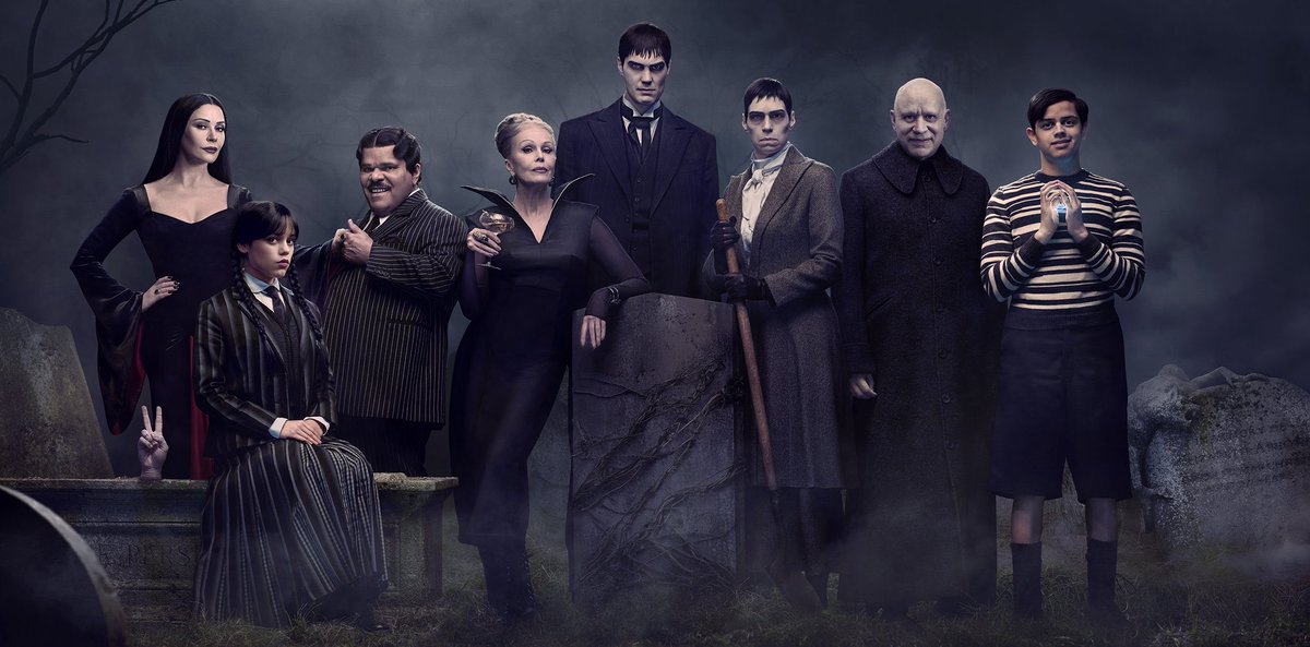 DiscussingFilm's tweet image. The Addams Family in ‘WEDNESDAY’ Season 2.