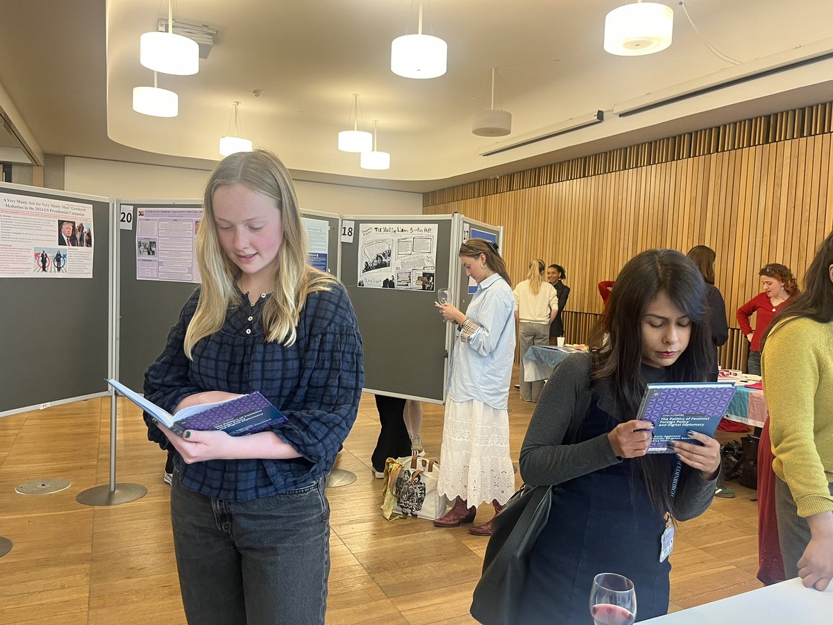 Annika Rosamond (@bergmanrosamond) on Twitter photo <a href="/UoE_GENDER_ED/">GENDER.ED @ University of Edinburgh</a> event this afternoon- students taking an interest in our scholarship <a href="/uoessps/">School of Social & Political Science Edinburgh</a> <a href="/UoE_GENDER_ED/">GENDER.ED @ University of Edinburgh</a> event this afternoon- students taking an interest in our scholarship <a href="/uoessps/">School of Social & Political Science Edinburgh</a>