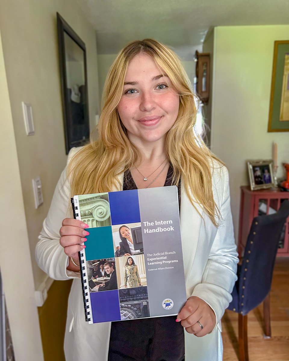 “I’ve learned how to be kind even when it’s hard, how to keep showing up when things get messy, and how to let challenges shape me rather than stop me."
Meet this year's commencement speaker, Lauren Peckham: cutt.ly/IrxqNLLB