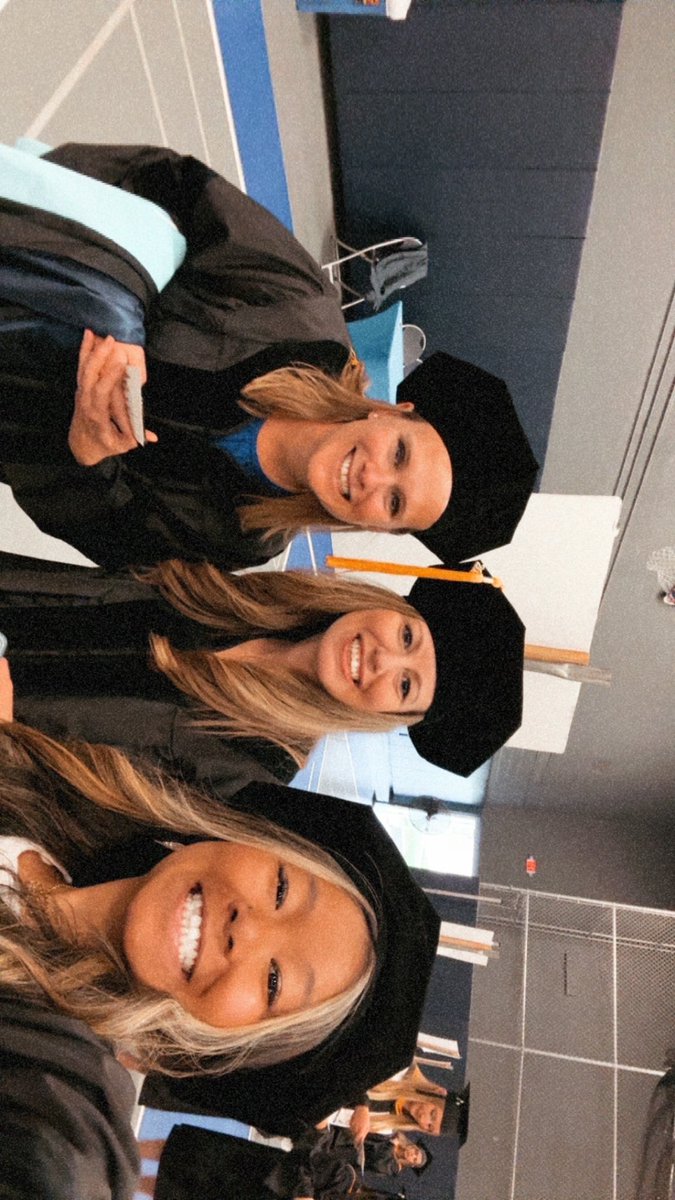 Jen Dellett tweet media