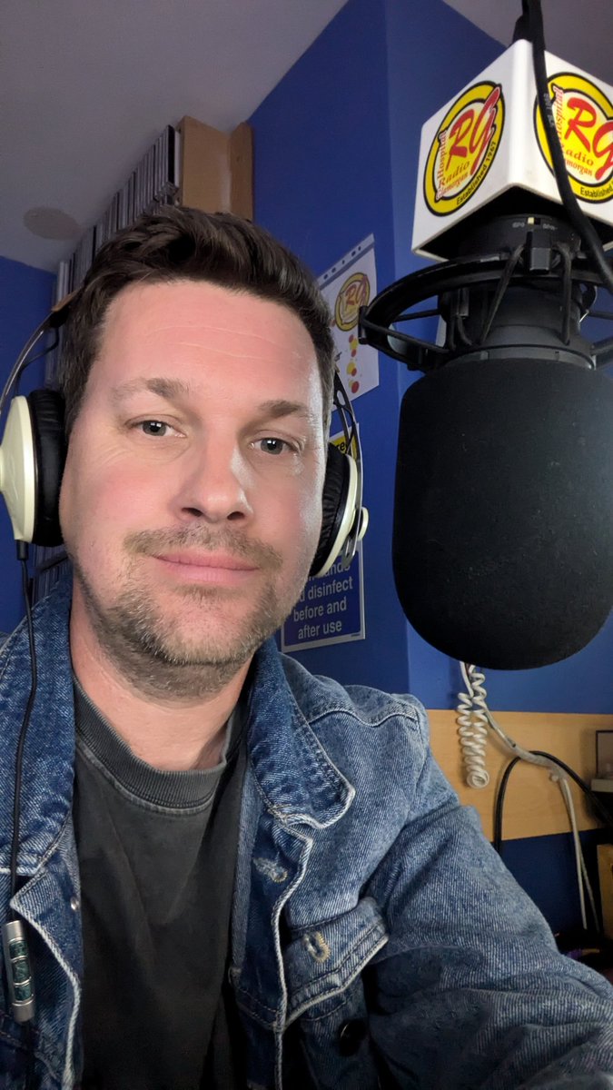 Total 80's the Radio Show with Jonesy (@ilovetotal80s) on Twitter photo Our Jonesy is back behind the mic for two hours of #80smusic supported by <a href="/DaringtoDream5/">Daring to Dream</a> live on <a href="/radioglamorgan/">๐ด๓ ง๓ ข๓ ท๓ ฌ๓ ณ๓ ฟ Hospital Radio Glamorgan</a> Our Jonesy is back behind the mic for two hours of #80smusic supported by <a href="/DaringtoDream5/">Daring to Dream</a> live on <a href="/radioglamorgan/">๐ด๓ ง๓ ข๓ ท๓ ฌ๓ ณ๓ ฟ Hospital Radio Glamorgan</a>