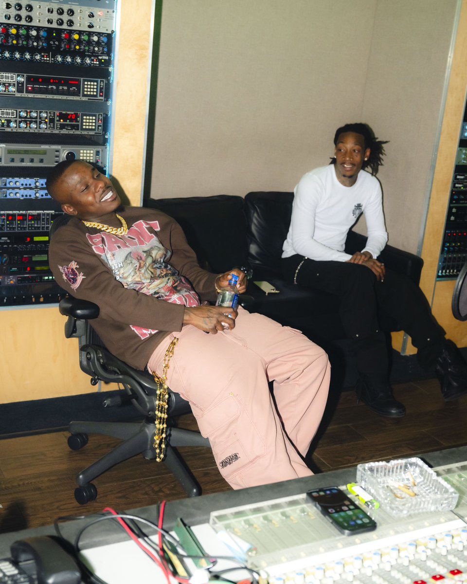 Wiz Khalifa tweet media