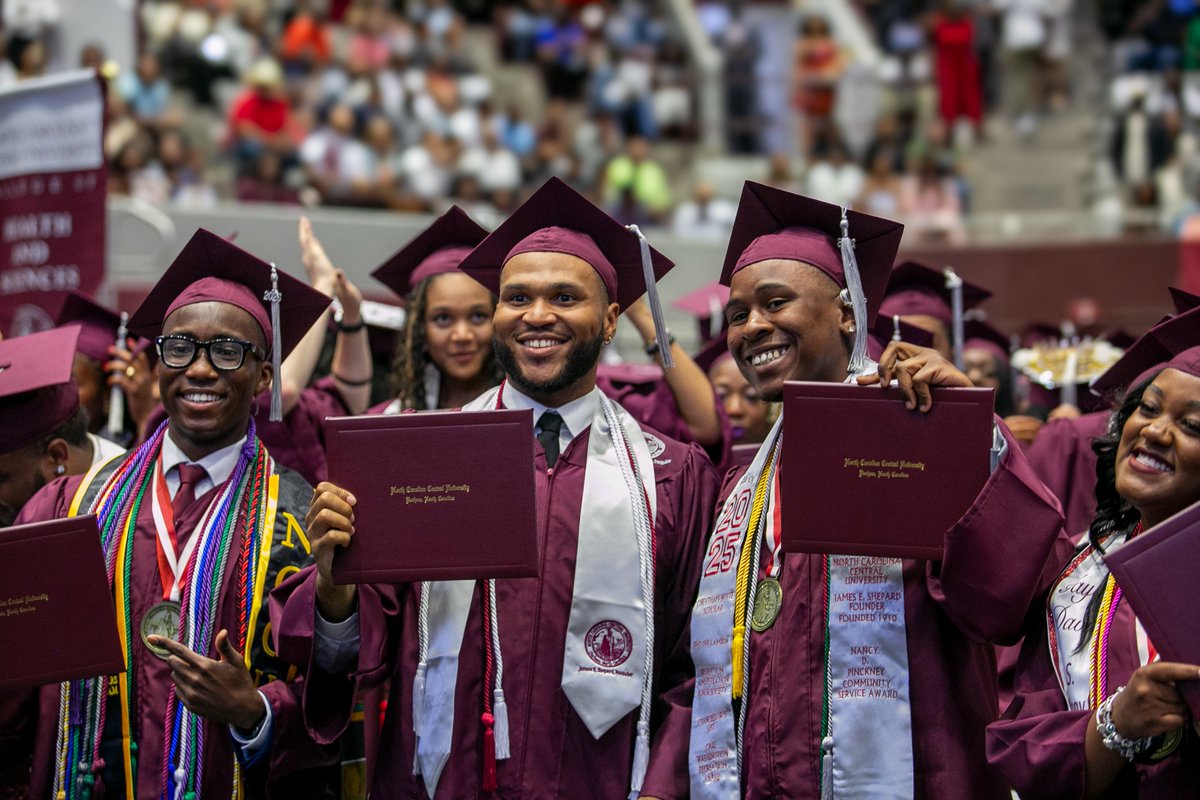 Aaron Daye tweet media